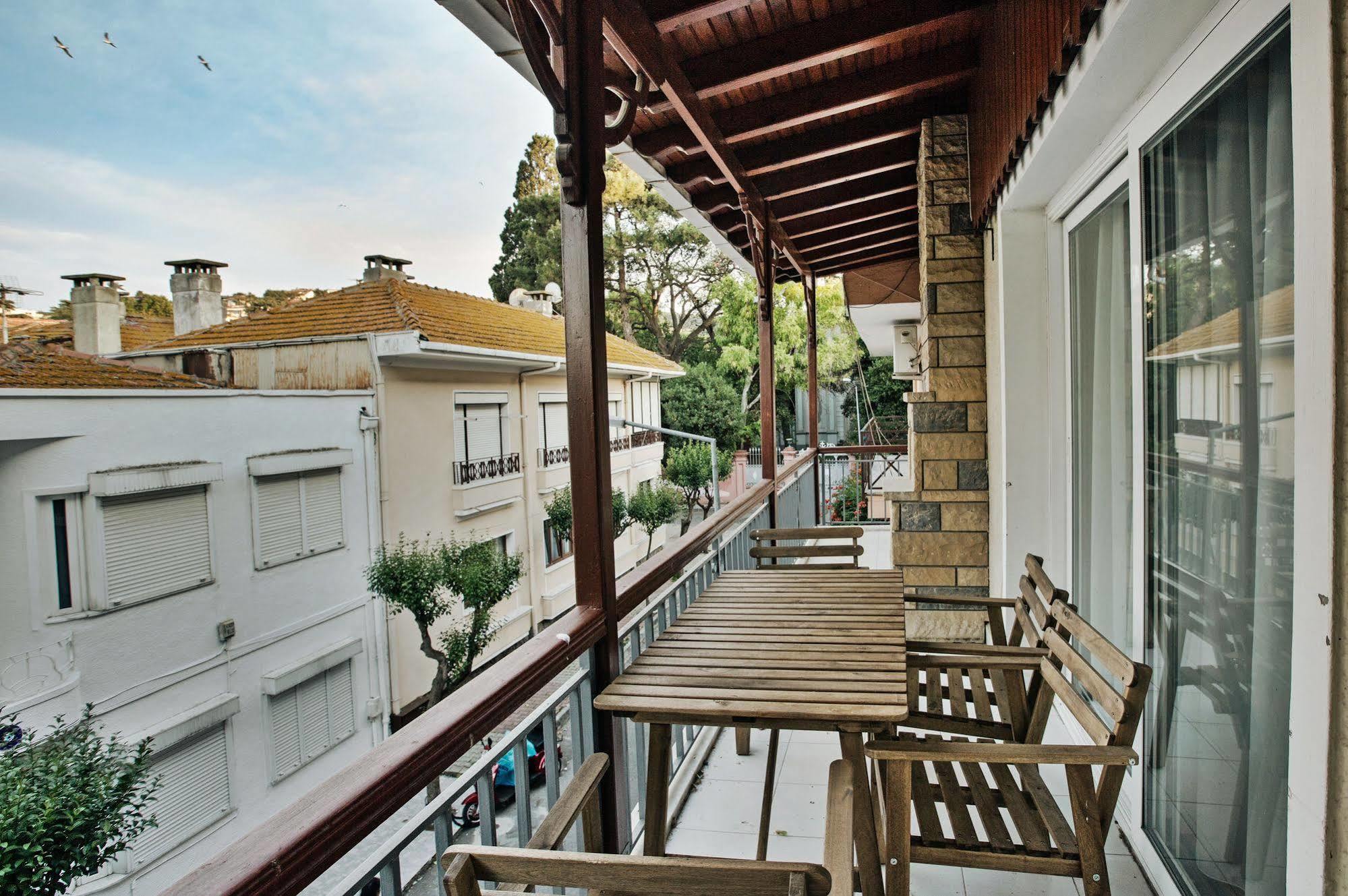Bueyuekada Apart Hotel - Yeni Apart Adalar Kültér fotó